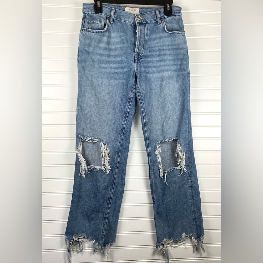Free People We The Free Maggie Jeans Size 26 Straight Distressed Busted Knee